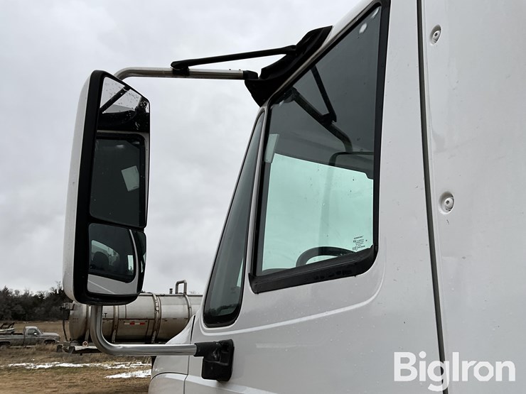 2009-international-prostar-image-14