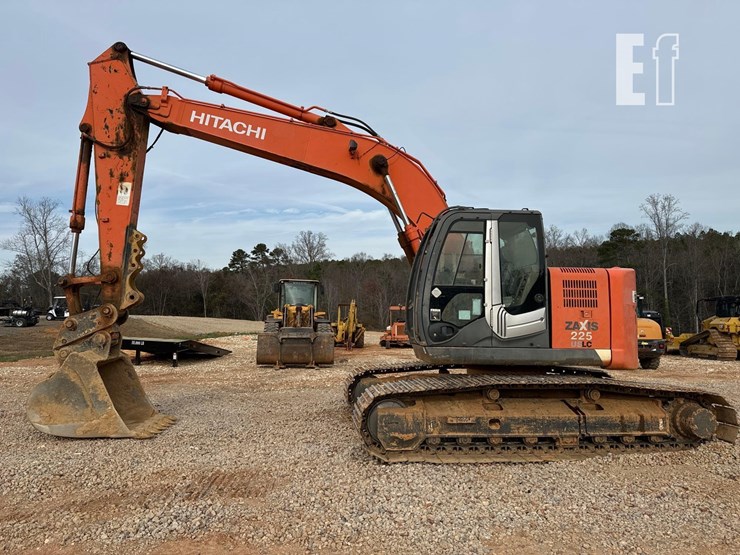 2012-hitachi-zx225us-lc-3-image-2