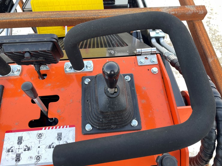 #300-•-mms-mini-skid-steer-ride-on-loader-image-16