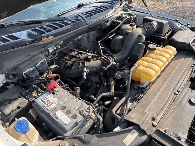 2017-ford-f150-image-13