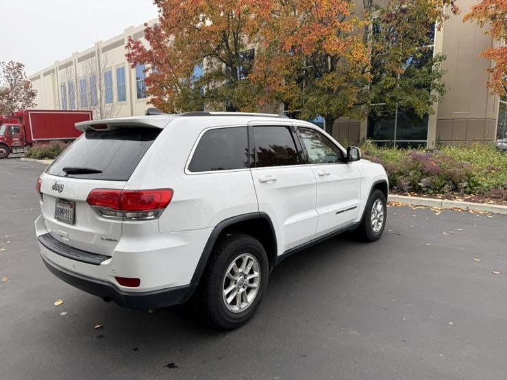2018-jeep-grand-cherokee-image-3