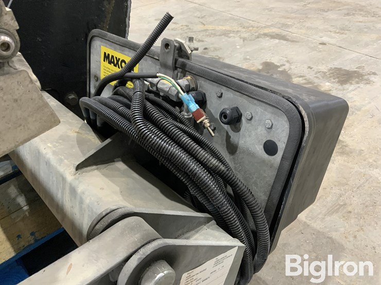 2022-maxon-gpt-25-tuk-a-away-aluminum-lift-gate-image-10