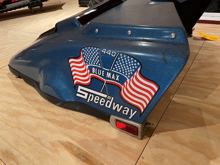 #3851-•-1973-speedway-440-blue-max-snowmobile-hood-image-7