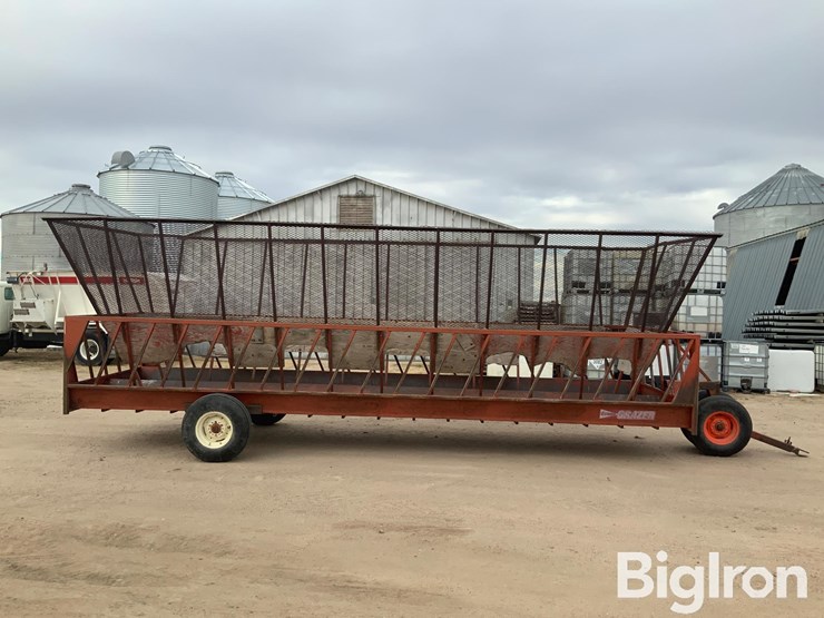 econo-grazer-bale-feeder-wagon-image-4