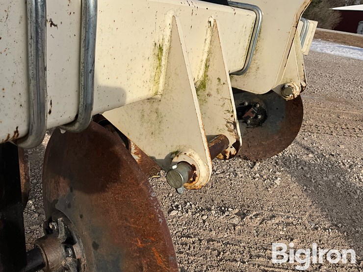 patriot-pivot-track-closer-image-11