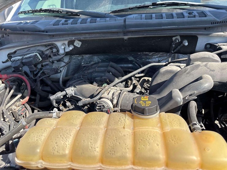 2017-ford-f150-image-15