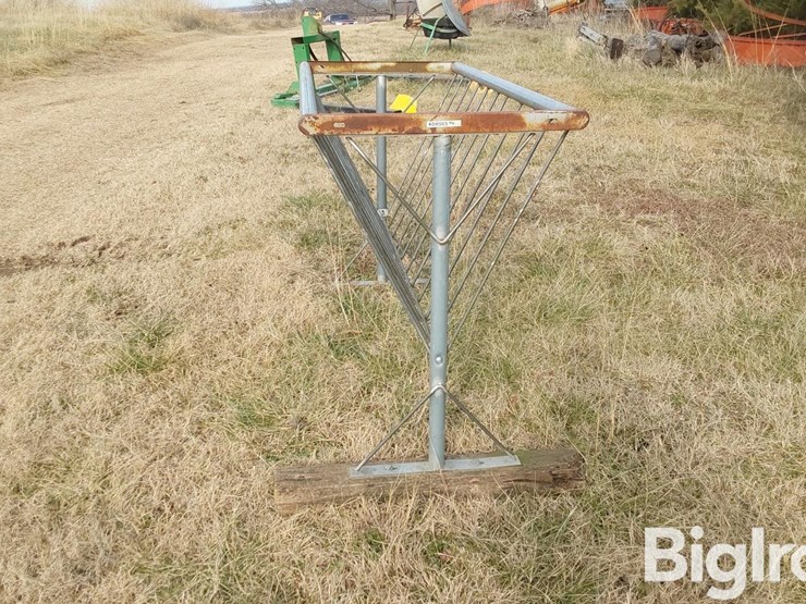 calf-/-sheep-hay-feeder-image-2