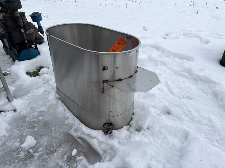 #3527-•-stainless-steel-tank-image-3