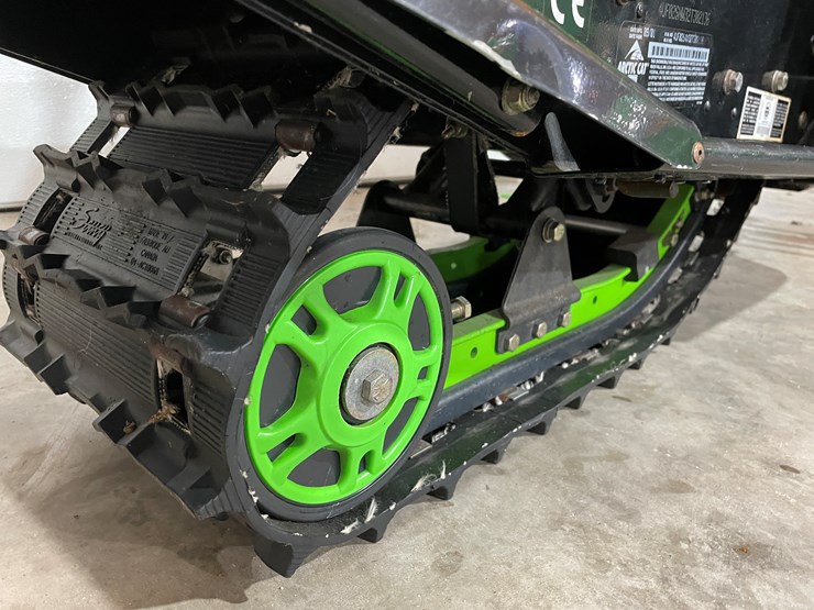 2002-caterpillar-120-image-11