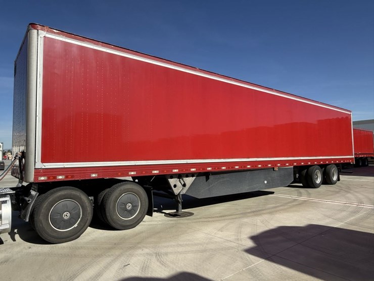 2016-utility-van-image-1