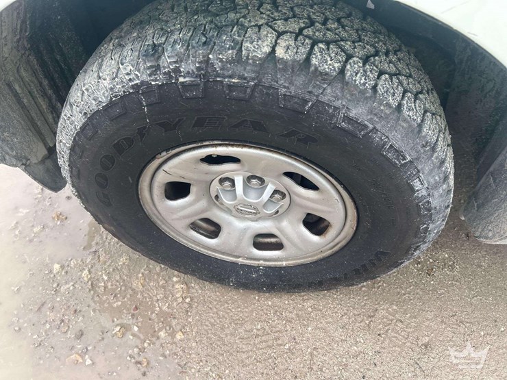 2016-nissan-frontier-image-24