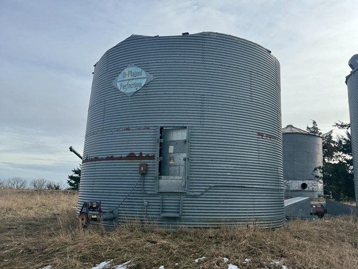 grain-bin-image-2