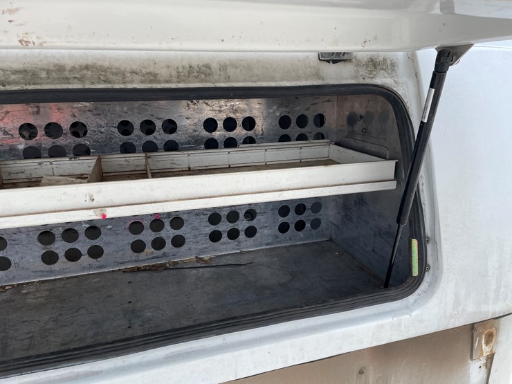 #3796-•-fiberglass-work-topper-image-17