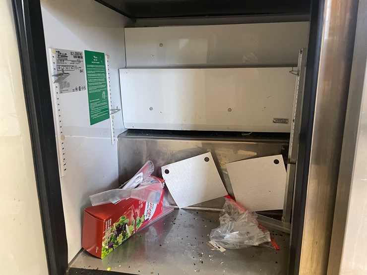 #6355-•-true-freezer-image-5