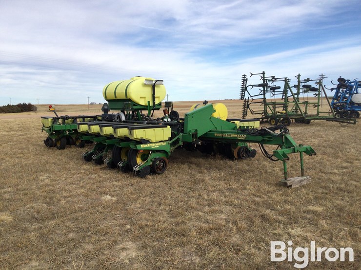 1998-john-deere-1770-image-3