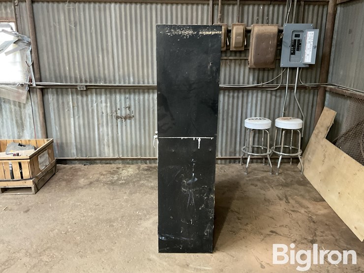 shop-storage-cabinet-w/welding-supplies-image-8