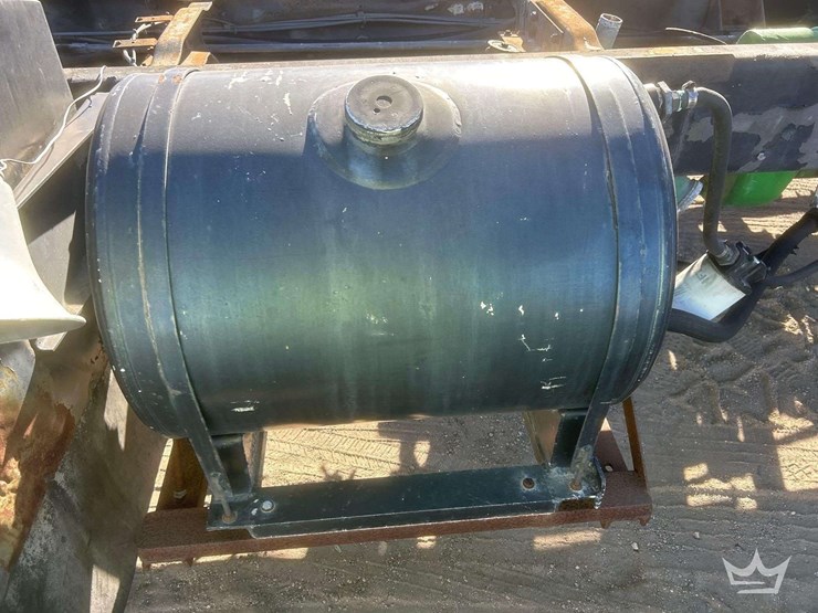 1981-mack-dm492s-image-17