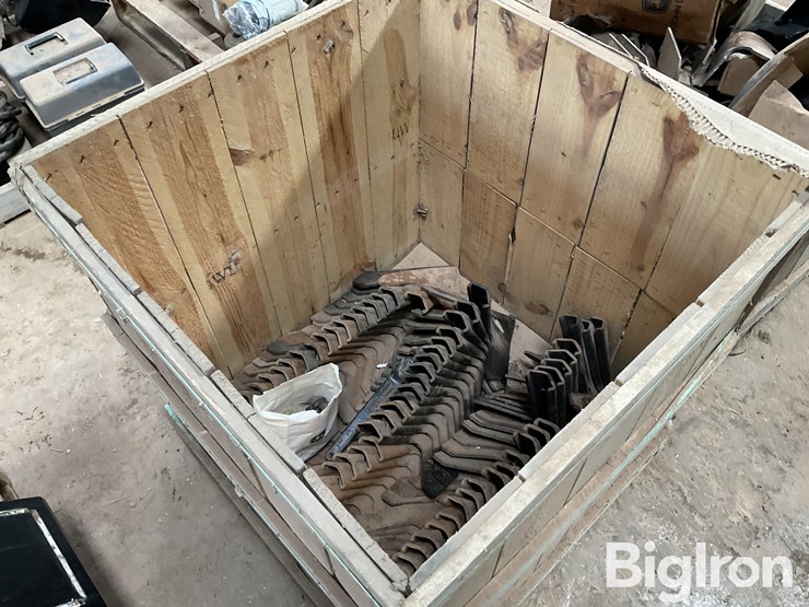 john-deere-perma-loc-cultivator-sweeps-image-5