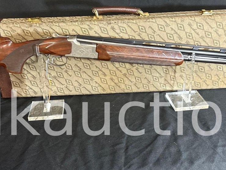 winchester-101-skeet-diamond-grade-20ga-ou-shotgun-(sn#--dg282341e)-(case)-image-1