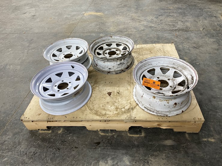 #3801-•-(4)-15"-trailer-wheels-image-2
