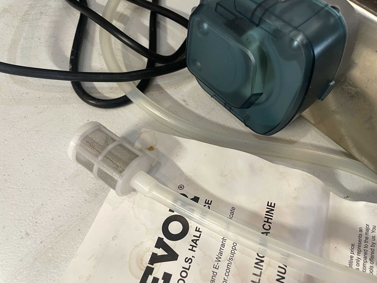 #6362-•-paste-liquid-filling-machine-image-8