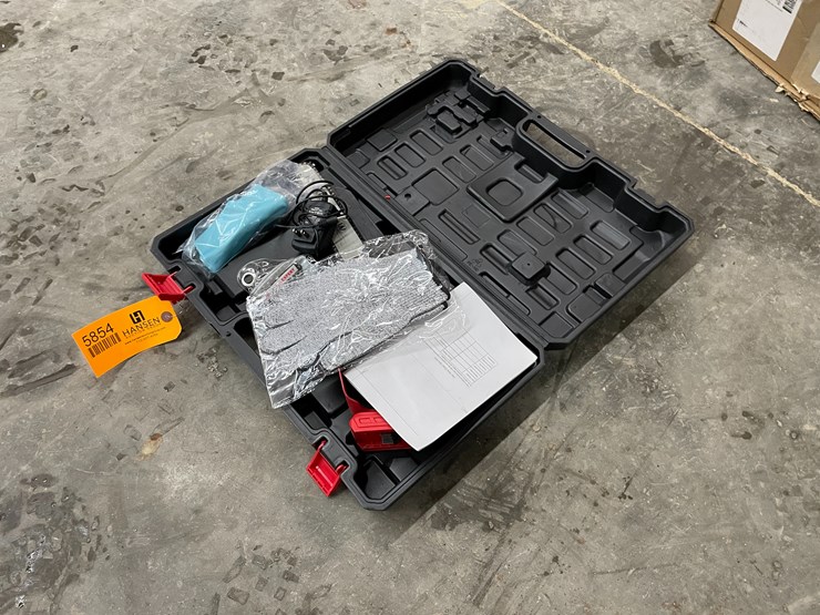 #5854-•-eletrosserra-a-bateria-electric-chainsaw-image-1