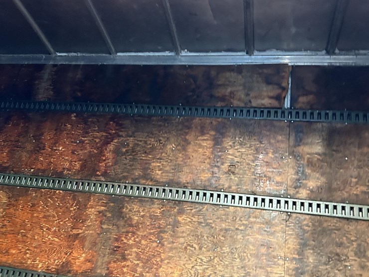 2016-volvo-f613-image-35