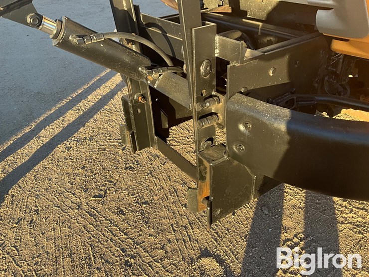 2005-sterling-lt7501-image-15