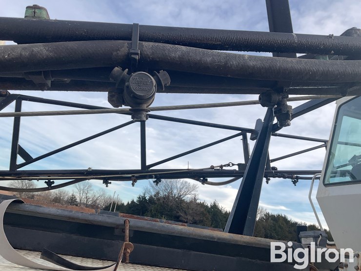 willmar-765ht-image-19