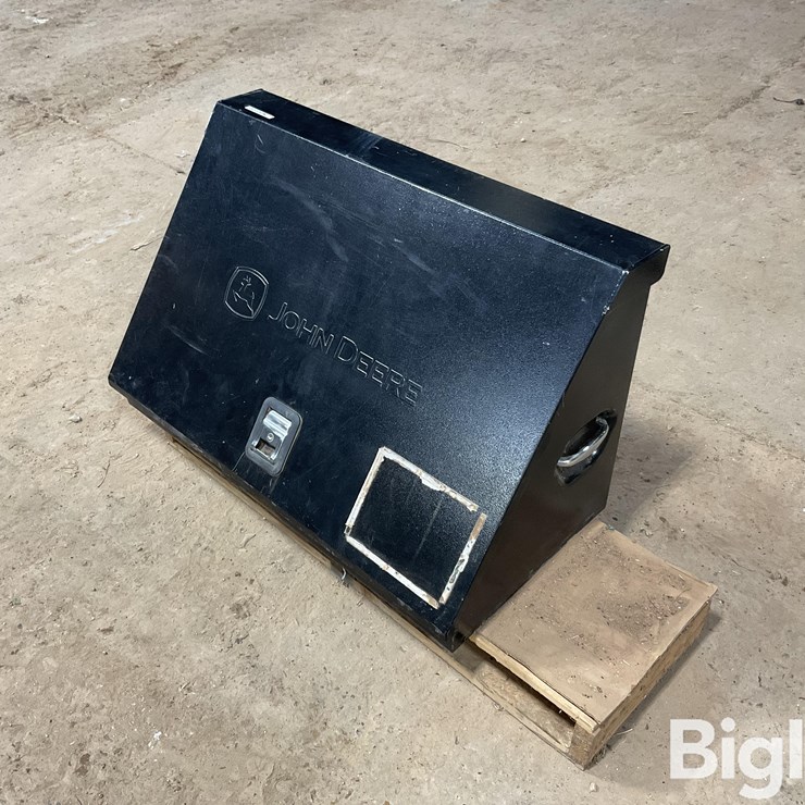 John Deere Toolbox & Tools