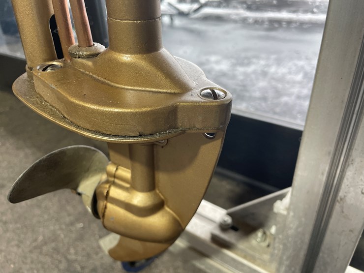 #3830-•-muncie-neptune-vintage-outboard-boat-motor-image-7