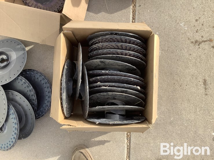 john-deere-7300-image-9