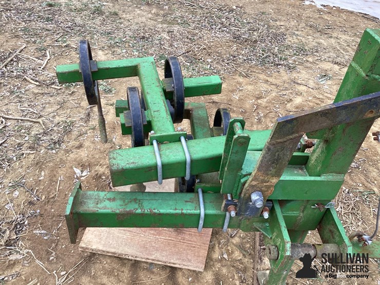 custom-3-pt-2-row-cultivator-image-12