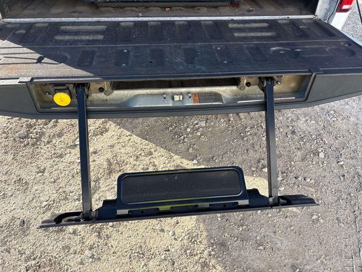 2018-ford-f150-image-10