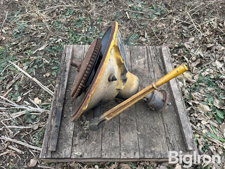 twin-disc-sp111-power-unit-clutch-housing-image-2