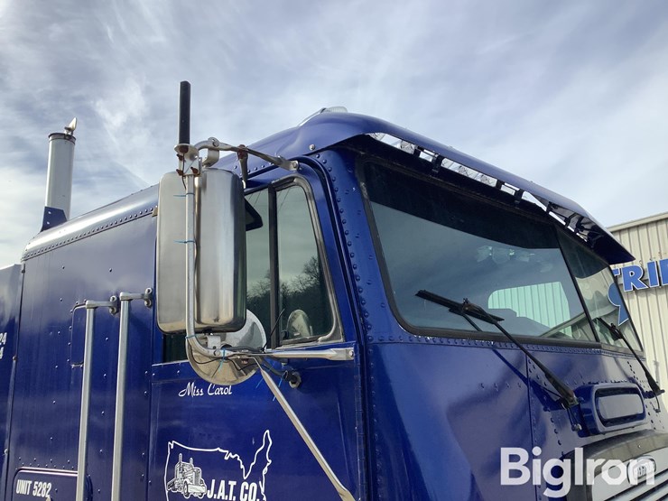 1997-freightliner-flb42st-t/a-cabover-truck-tractor-image-18