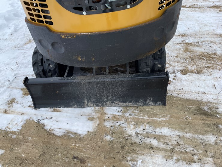 #205-•-new-cfg-industrial-mini-excavator-image-35