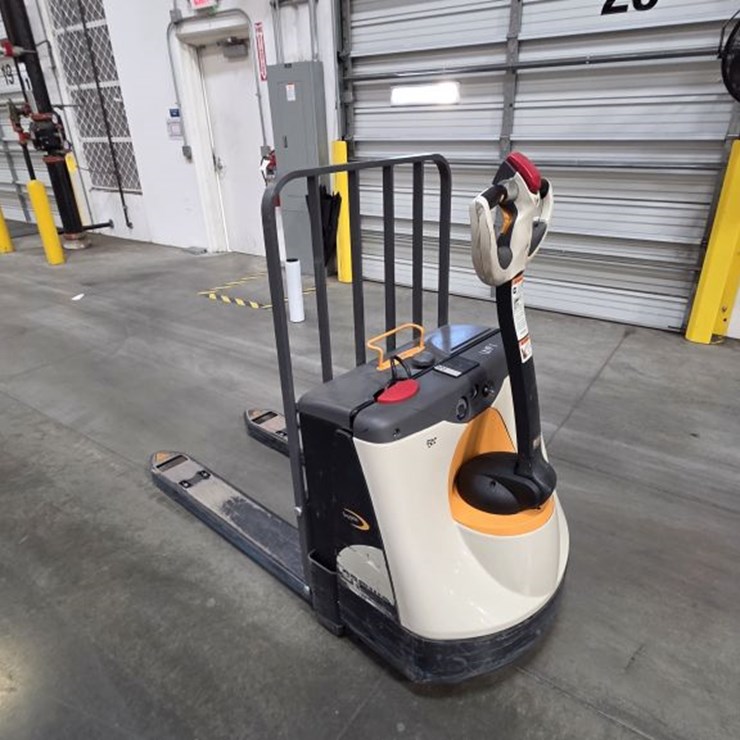 2021 CROWN WP3035-45