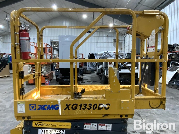 2021-xcmg-xg1330dc-electric-self-propelled-scissor-lift-image-12