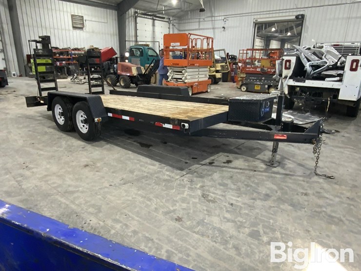 2022-cross-country-4hd16-16'-t/a-utility-trailer-w/ramps-image-3