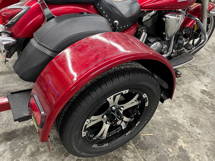 #1010-•-2011-yamaha-v-star-950-tourer-motorcycle-with-trike-kit-(has-wi-title)-image-23