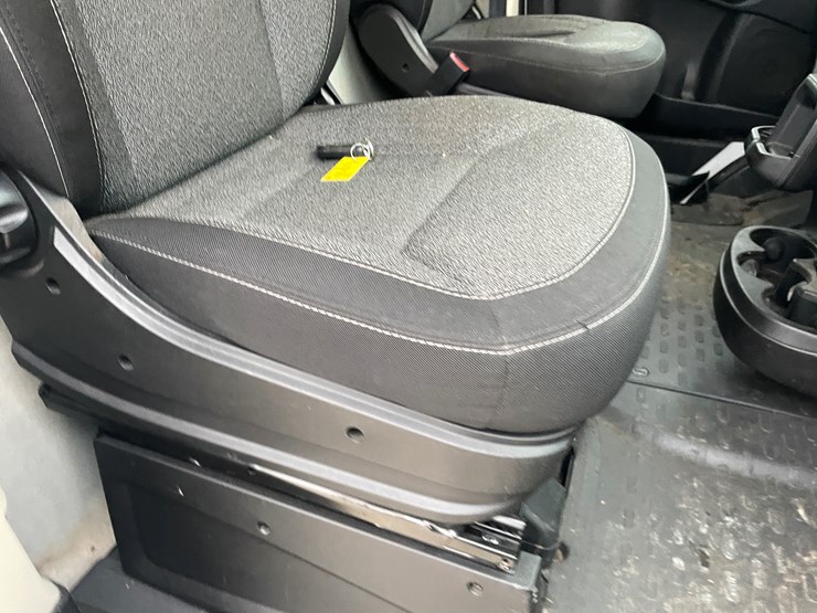 2022-dodge-1500-image-45