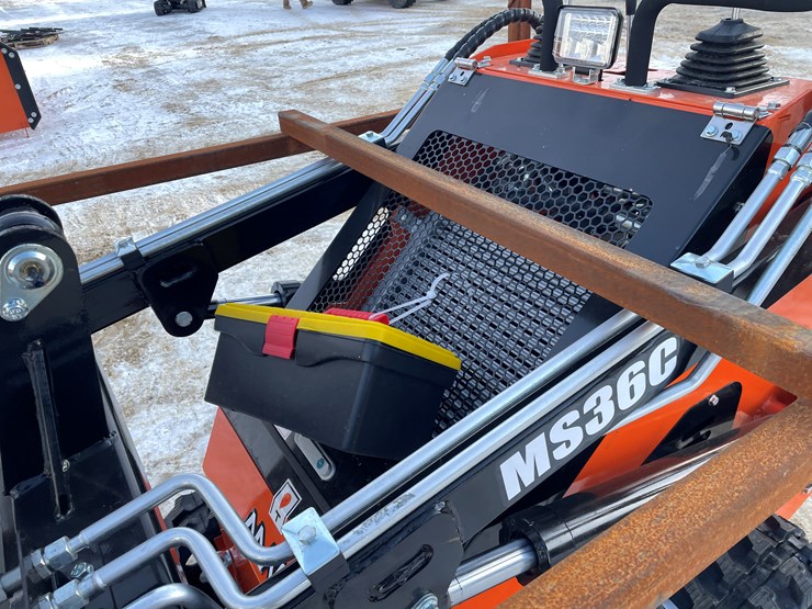 #300-•-mms-mini-skid-steer-ride-on-loader-image-24