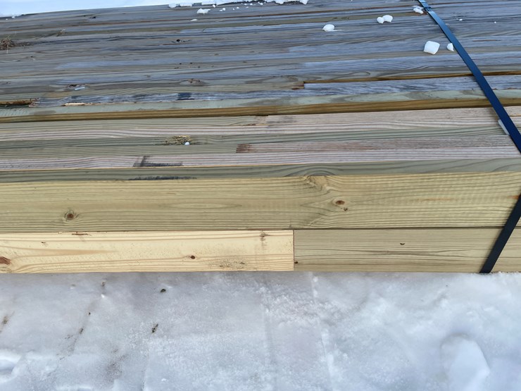 #3788-•-bundle-of-laminated-wood-beams-image-21