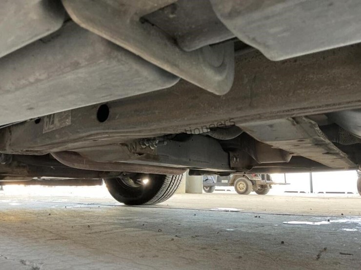 chevrolet-tahoe-image-24