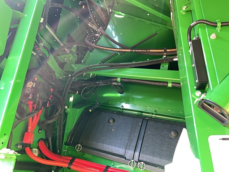 2015-john-deere-s670-image-60