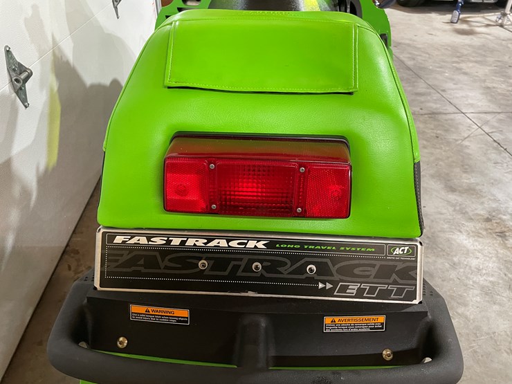 2002-caterpillar-900-image-13