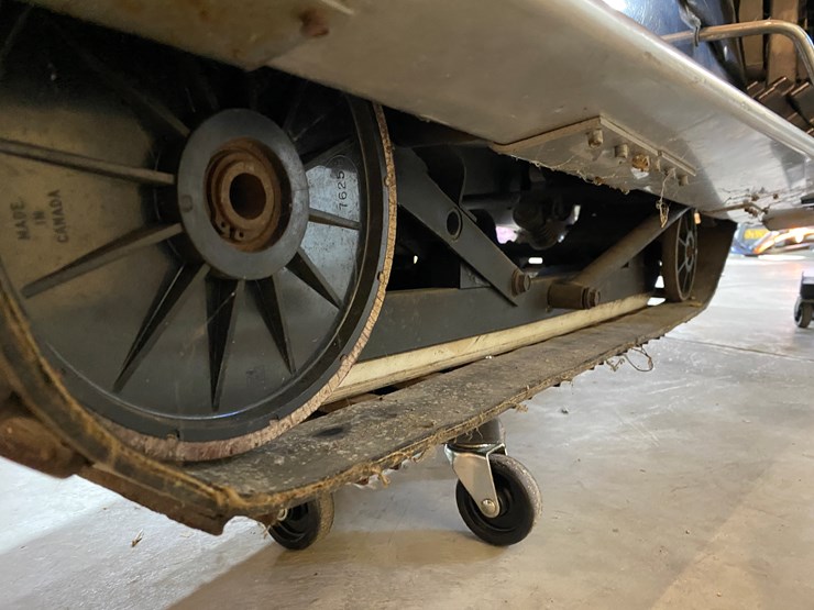 #3785-•-1972-speedway-650-snowmobile-image-18