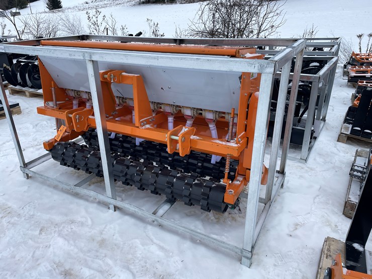 caterpillar-12-image-1