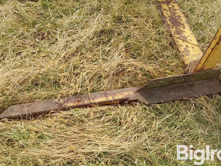 3-pt-mounted-bale-fork-image-13